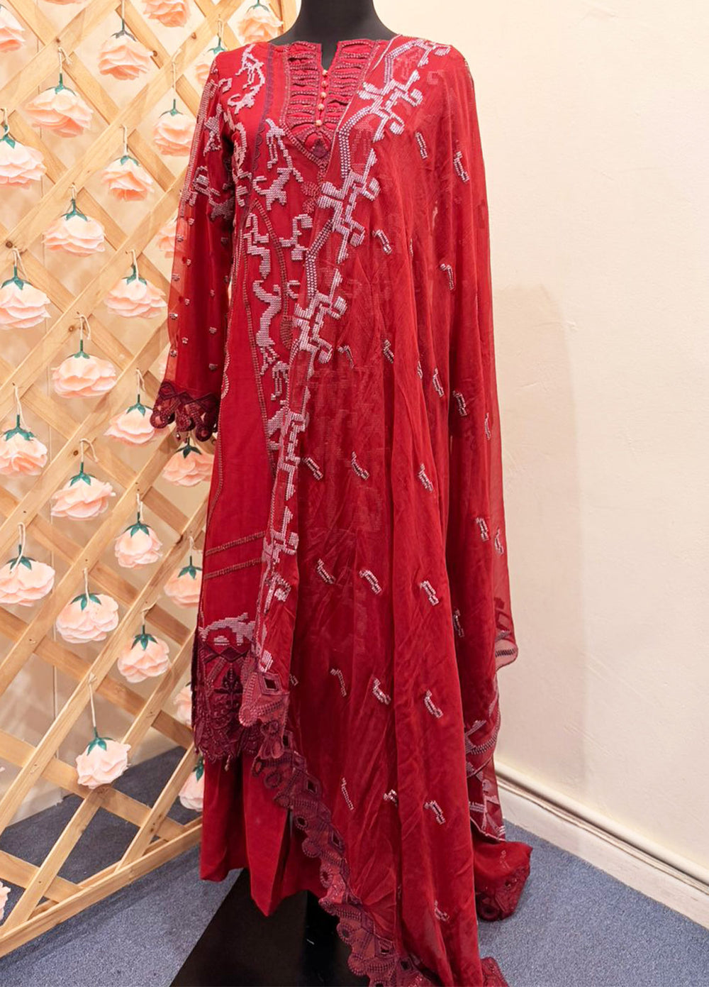 Zebtan Maroon Red Embroidered Chiffon 3-Piece