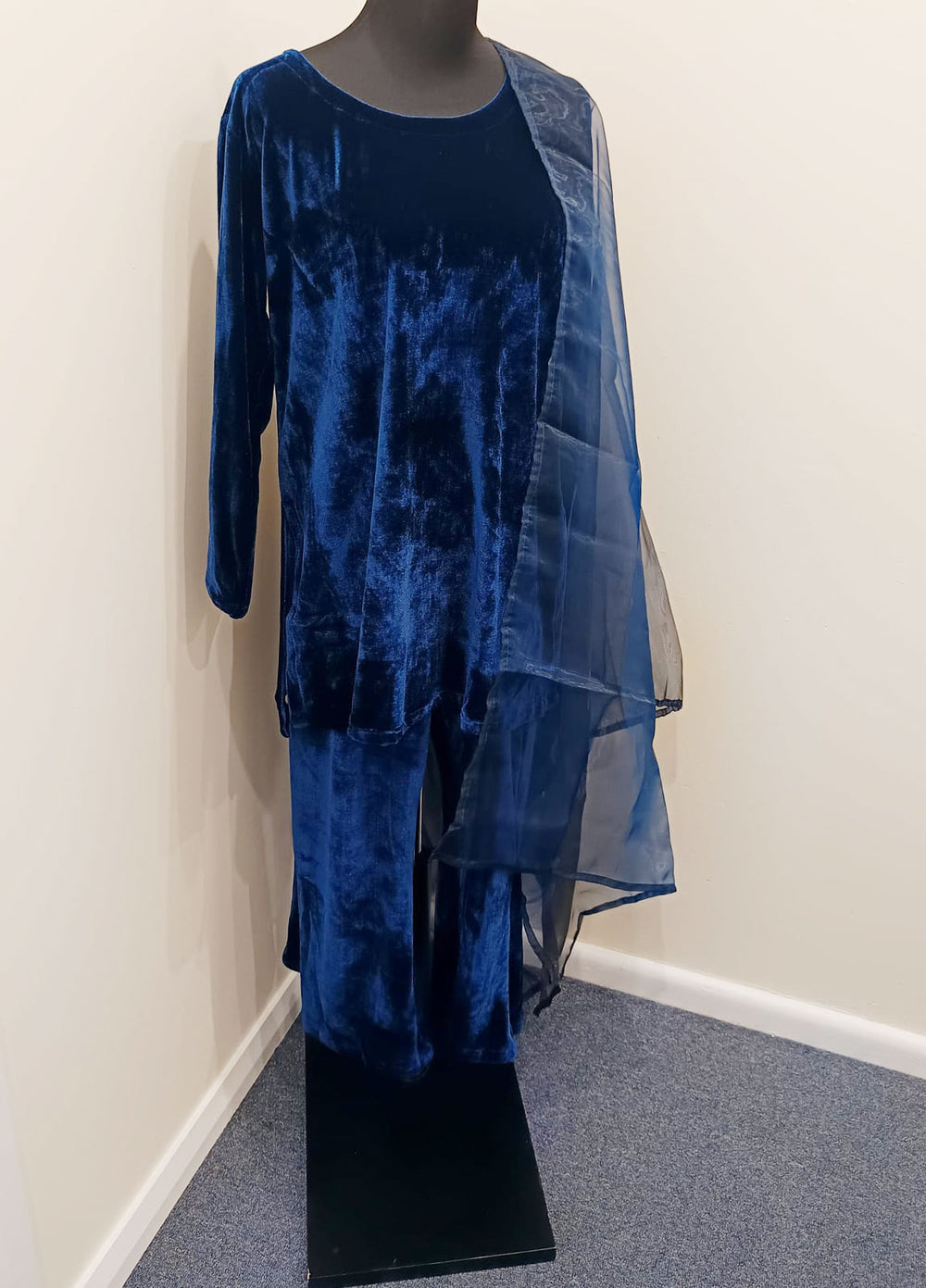 Luxury Velbet 3-Piece