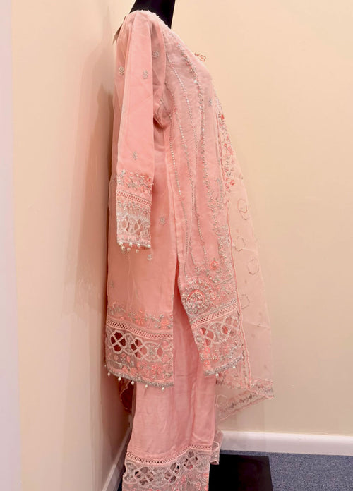 Luxury Binte Noor Soft Organza Embroidery 3-Piece