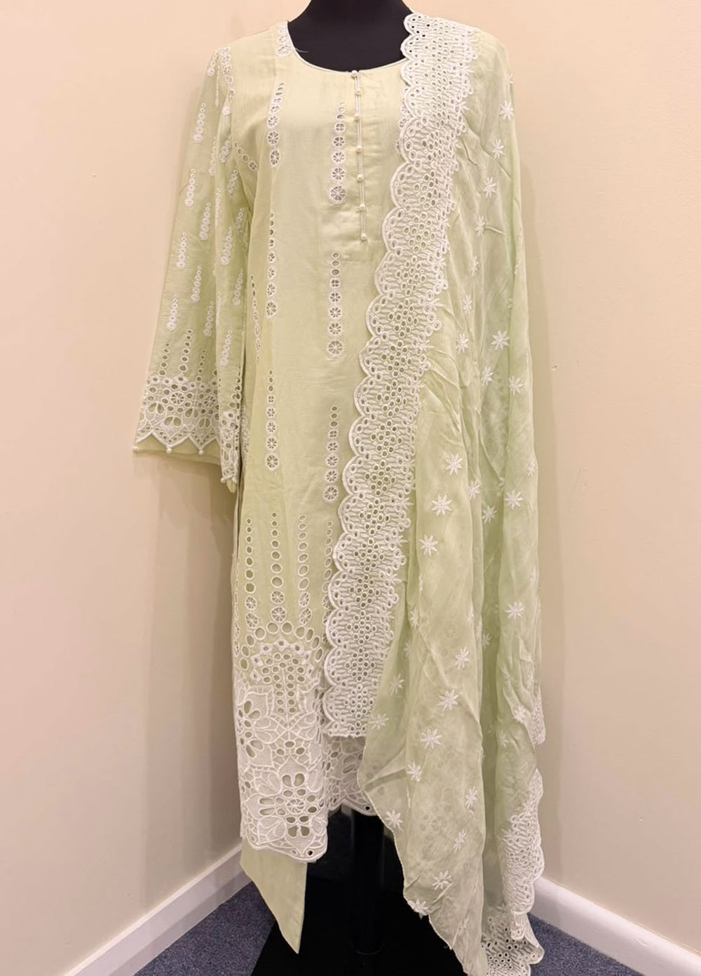 Luxury Chiffon Embroidered 3-Piece